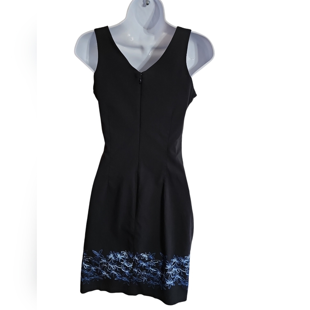 Express Womens 1/2 Mini Dress Black Rayon Floral Embroidery Piece Archival Y2K - Picture 4 of 8